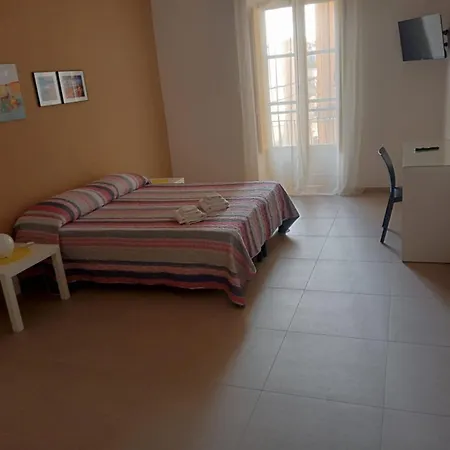 Penelope Oda ve Kahvaltı